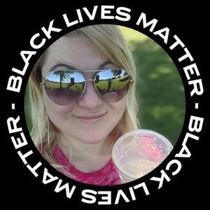 Meet your Posher, Tabi